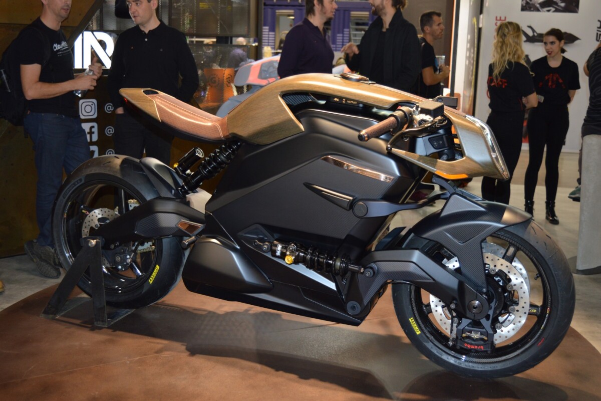 $117,000 Arc Vector stakes a claim as the world's most advanced electric motorcycle