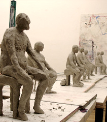 Aktmodellieren, Anatomie, Modell, Kurs, Plastisches Gestalten, Bildhauerei, dreidimensionales Gestalten, Skulptur, Plastik, Objekt, Kunst, modellieren, Handwerk, clay club, Ton, Gips, F+F Schule Zürich, Bildhauerwerkstatt, Atelier, Werkstatt, Kreativität, Kunstdiskurs, Zürich, Martinka Ali, formling