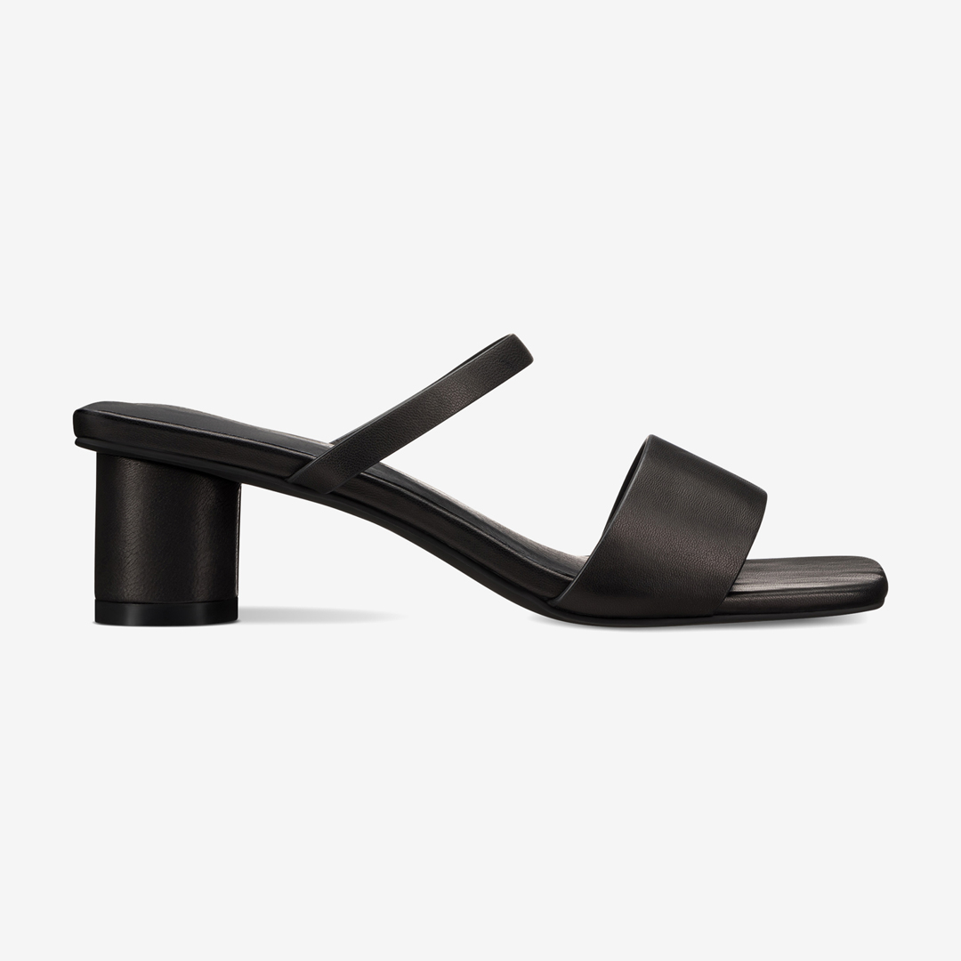 Intentionallyblank summer heel