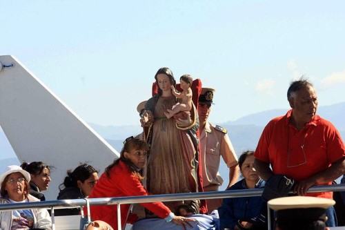 peregrinacion-nautica-ns-de-nahuel-huapi
