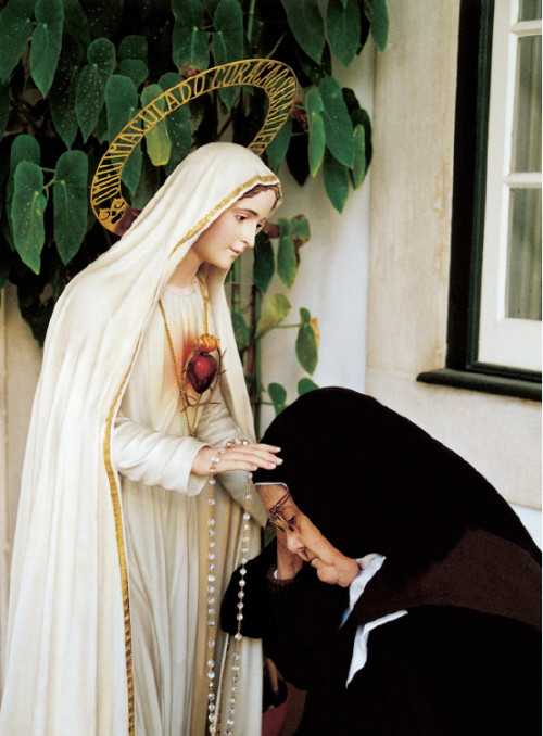 irma_lucia_Coracao_Imaculado_de_Maria