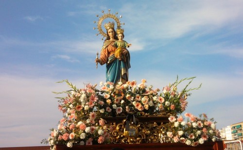 procesion maria auxiliadora