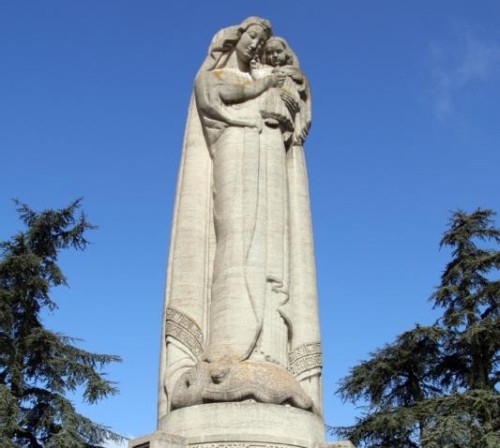 estatua de ns del sagrado corazon