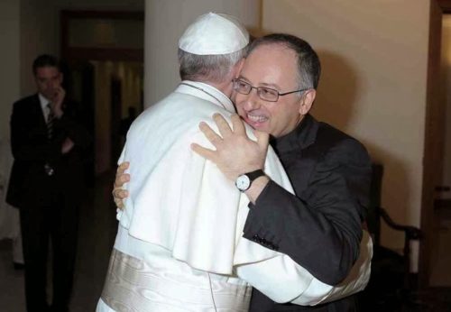 abrazo de francisco y spadaro