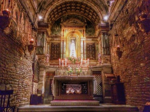 Interior de la Casa Santa de Loreto