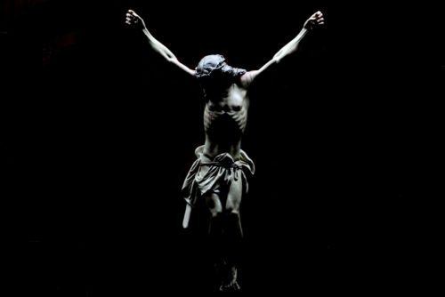 jesus crucificado sin cruz fondo