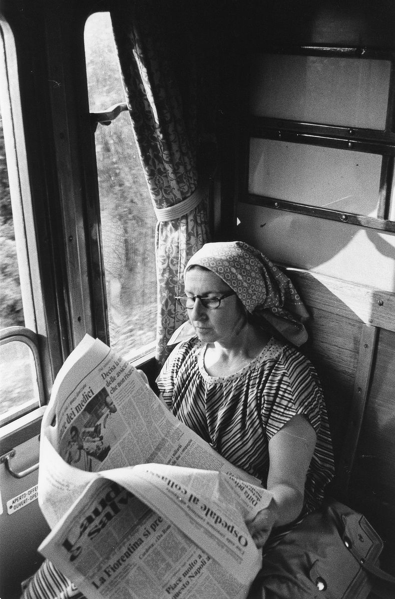 Betty Woodman on a train