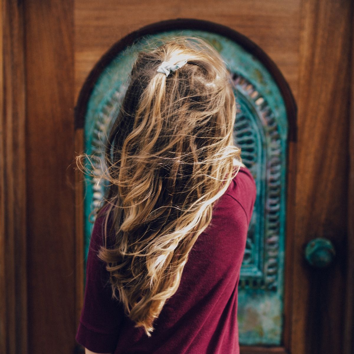 That’s the name of the game my daughter was gifted last night night from my mom. Children’s toys are magical. At least if you pay attention to your child’s eyes you’ll notice it. The sparkle. The joy in their hearts.
I like to start my day with a coffee and if I have the chance to write down some thoughts too, well...lucky me! So while I was or still am (as it lays right in front of me) discovering this memory deck, I feel deep gratitude.
