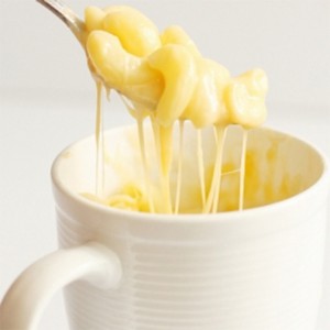 Instant-Mac-&-Cheese-in-a-Mug