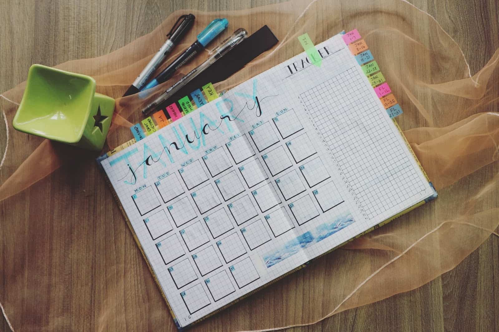 Calendar with assorted pens