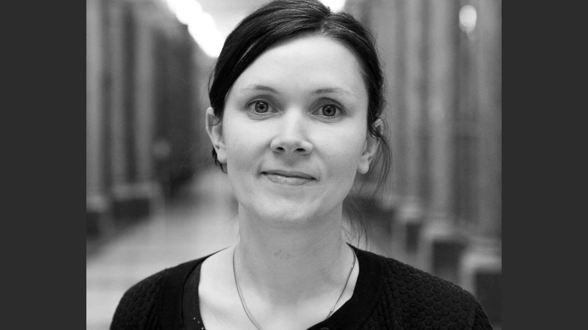 Alice Savoie: Award-winning typeface designer known for elegance.