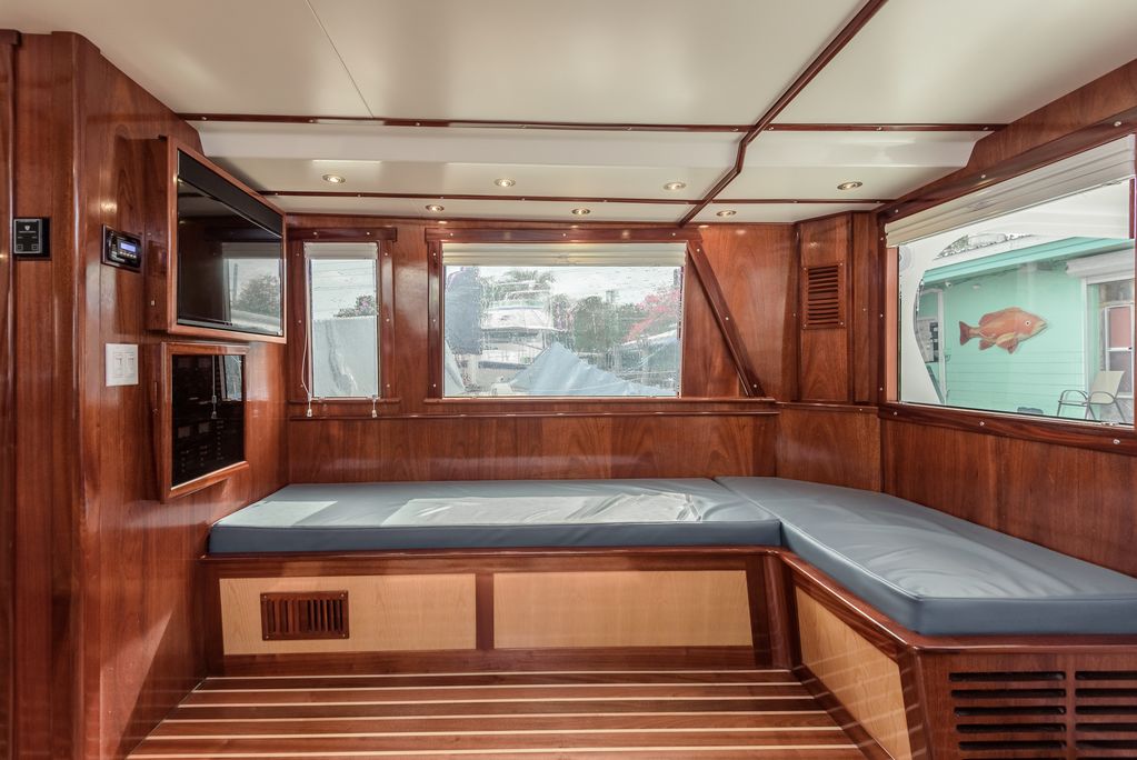 romantic houseboat getaway