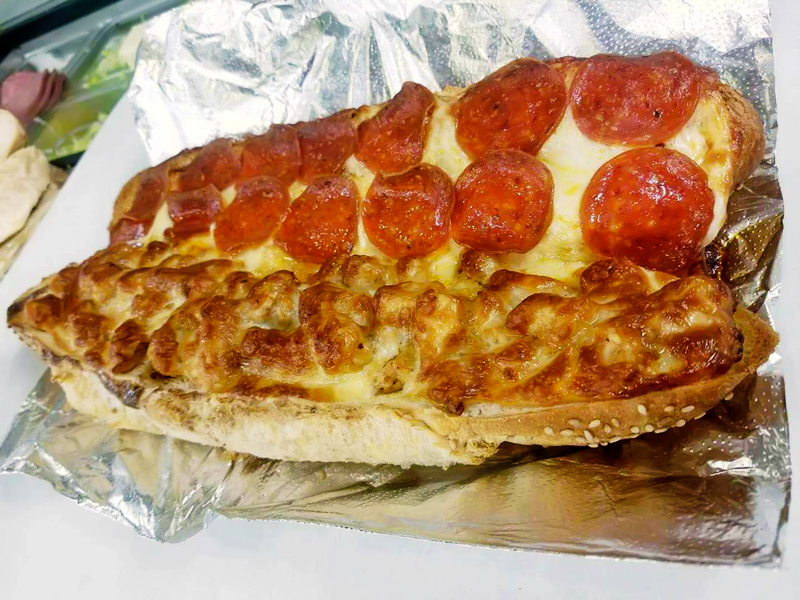 Pizza and wing combo sub
