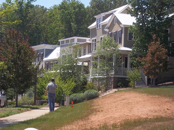 serenbe-eclectic-style-homes-lg-squared-inc