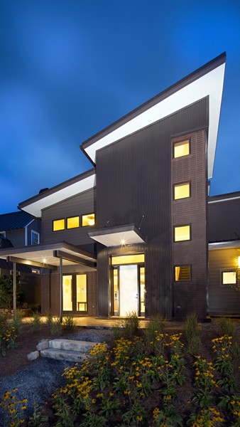 100556-serenbe-lane-contemporary-exterior-atlanta-lg-squared-inc-proud-green-home-front