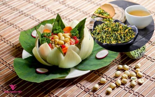Tâm sen rất tốt cho việc cải thiện mất ngủ