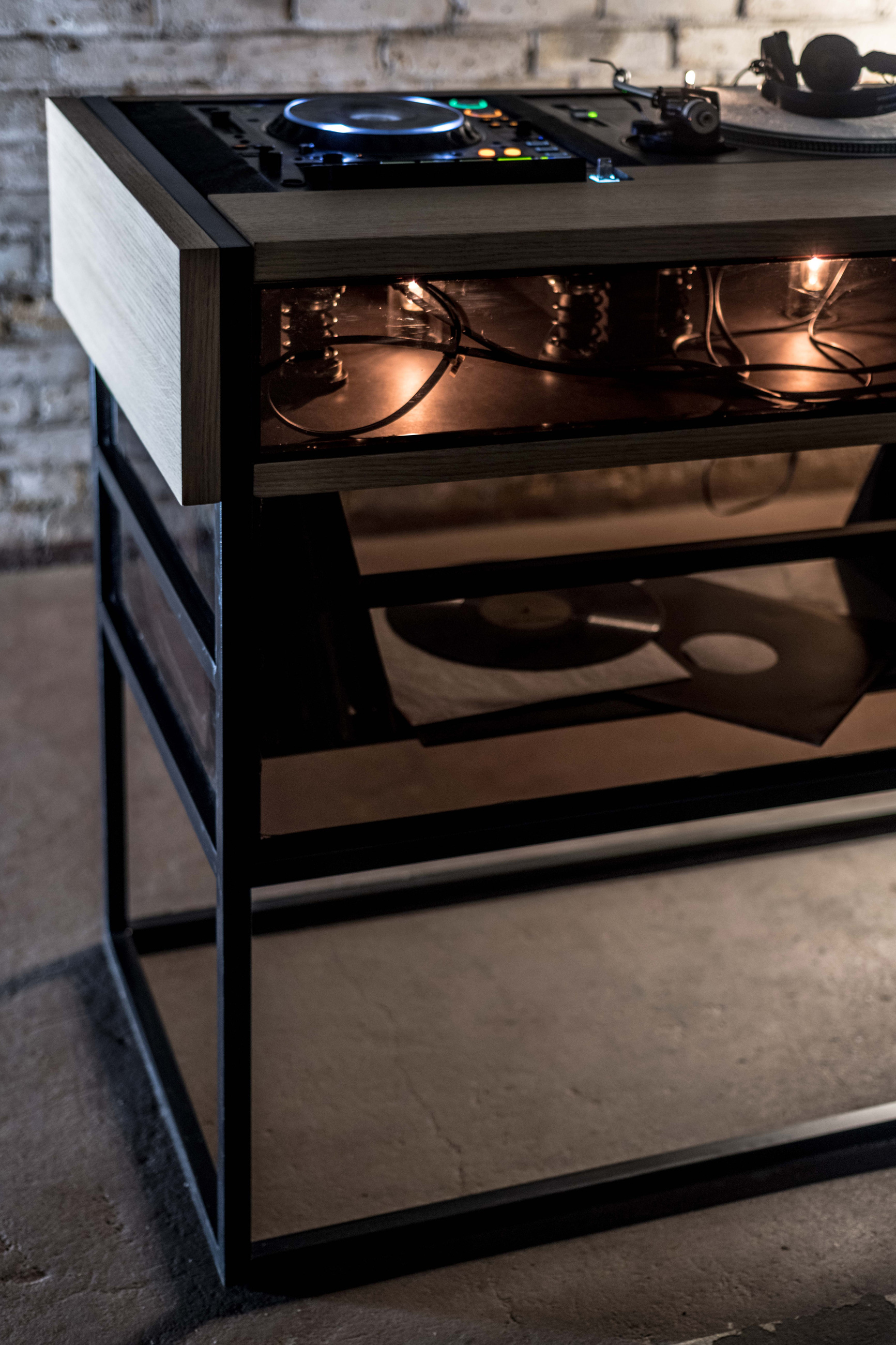 Audio & DJ Furniture STUDIO SPC