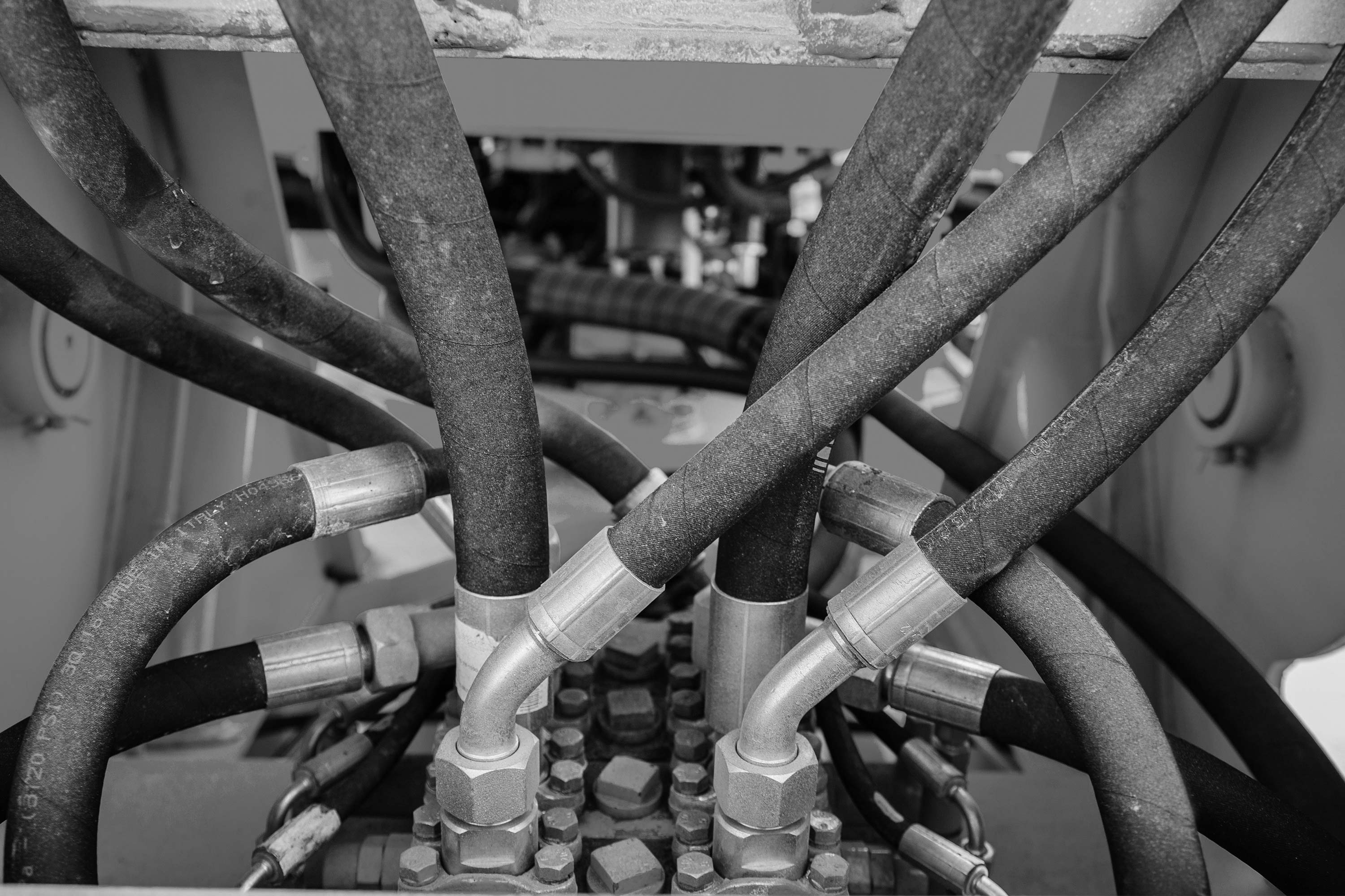 Certified Hydraulics Serving the Pacific Northwest 24/7