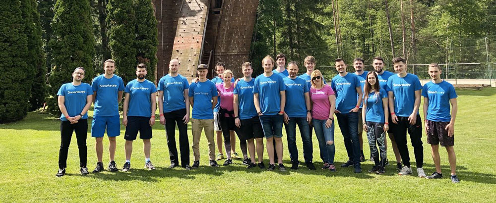 Tým nástroje Smartsupp na team buildingu. Smartsupp vytvořili podnikatelé Vladimír Šandera a Petr Jánošík.