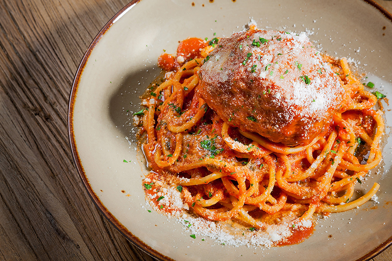 Lena's WoodFired Pizza & Tap Alexandria, VA