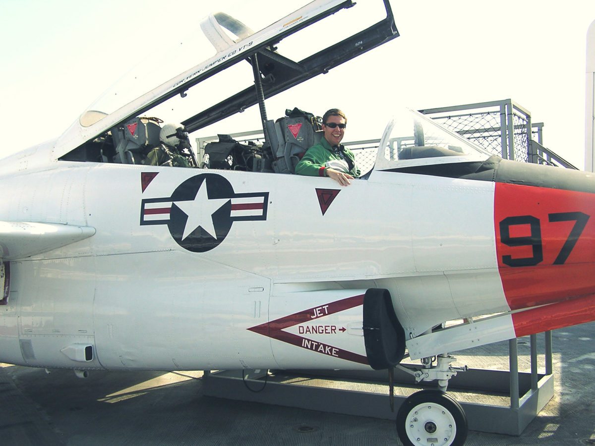 https://blog.appacademy.io/wp-content/uploads/2017/12/Chris-hood-on-jet-fighter-app-academy.jpg