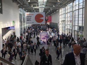 Blick auf die Eingangshalle der DMEXCO 2019
