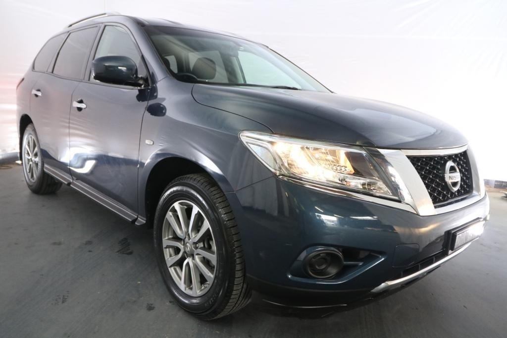 2016 Nissan Pathfinder ST R52 MY15 UPGRADE / Automatic (CVT) / Wagon / 3.5L / 6 Cylinder / Petrol / 4x4 / 4 door / Model Year '15 July release UZD16G