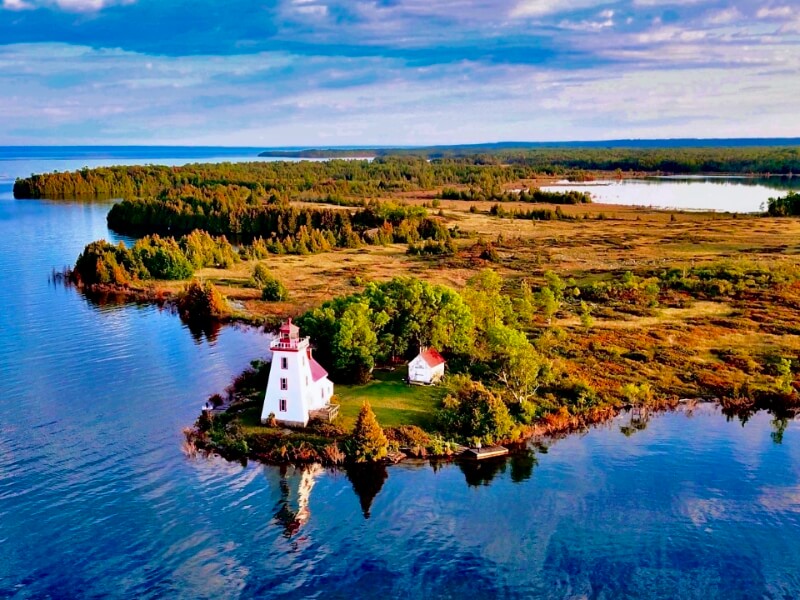 A great view of Strawberry Island Lighthouse on the way to Killarney.