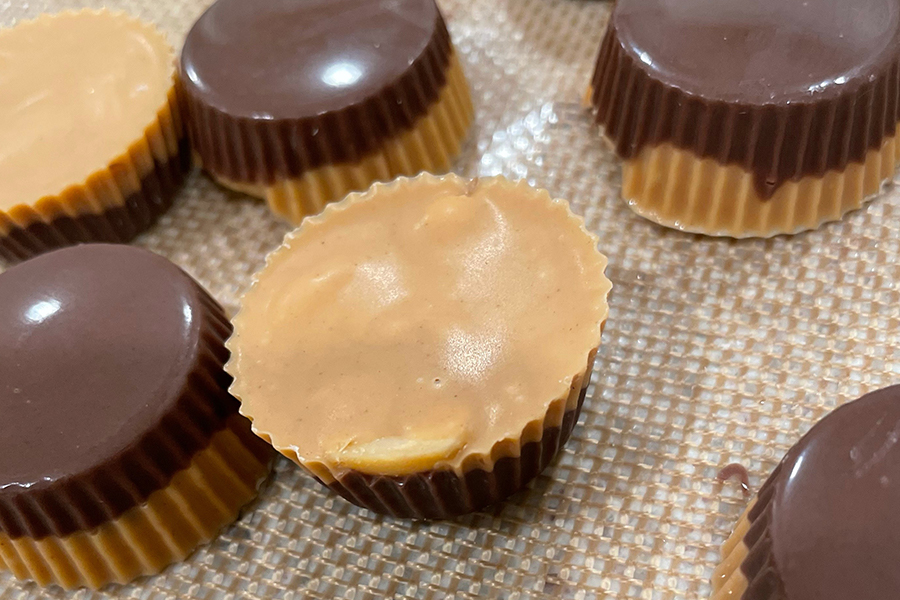 Peanut butter chocolate cups