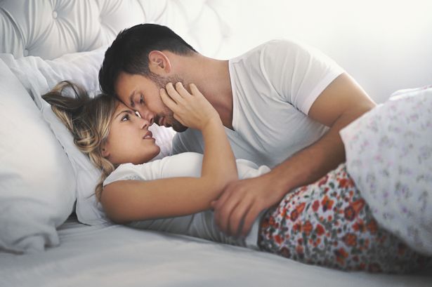 Thủ dâm trước khi quan hệ tình dục có giúp kéo dài thời gian 'yêu'?