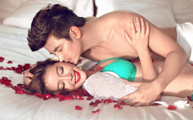 Giả vờ thăng hoa 'ân ái' gần 2 năm, cô vợ bàng hoàng khi phát hiện nhật ký của chồng cùng đoạn tin nhắn rùng rợn