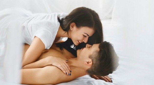 Vợ chồng đổi gió phòng the bằng dụng cụ tình dục: Người lên mây kẻ nhập viện khẩn cấp