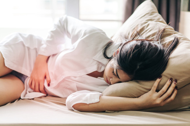Lời khuyên của chuyên gia về chuyện chăn gối dành cho phụ nữ mắc bệnh lạc nội mạc tử cung - 1