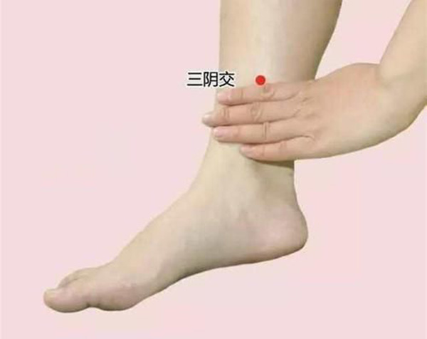 Chữa đau bụng kinh hiệu quả bằng cách bấm vào 4 vị trí trên cơ thể, xoa bóp vài phút đánh tan cơn đau tức thì