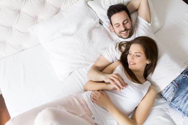Đời sống tình dục trong hôn nhân: 8 bí quyết 'vàng' dành cho mọi cặp đôi - 1