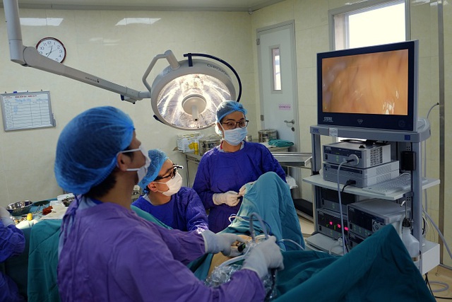 Ly hôn vì quan hệ tình dục khó khăn và không có con, người phụ nữ Hà Nội sau gần 60 năm mới vỡ lẽ mình không có âm đạo
