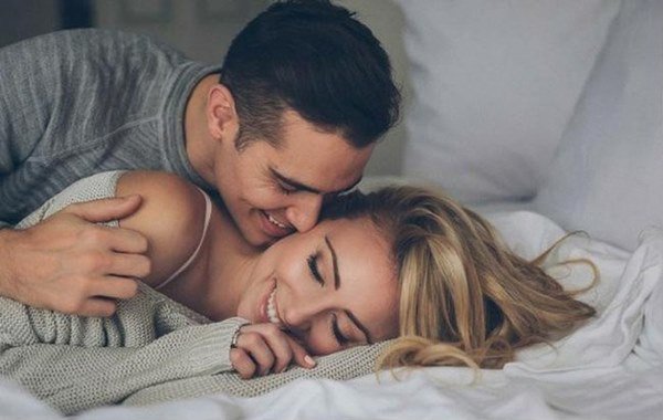6 kiểu phụ nữ 'hư' trên giường khiến nam giới kích thích tới phát điên - 1