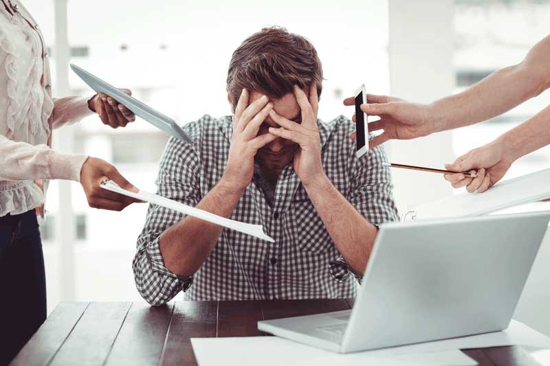 Dửng dưng hay quá đà đều… nguy hiểm - 1