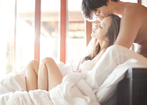 'So deep' ngay cả khi ở 'trên giường' - Phụ nữ đang giữ chồng sai cách cần phải setup lại ngay trước khi quá muộn