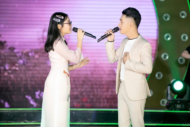 tai-san-cua-phuong-my-chi-o-tuoi-17-cat-xe-ngat-nguong-mac-do-hieu-7_phuong_my_chi_va_quan_bao-1582181824-347-width660height442