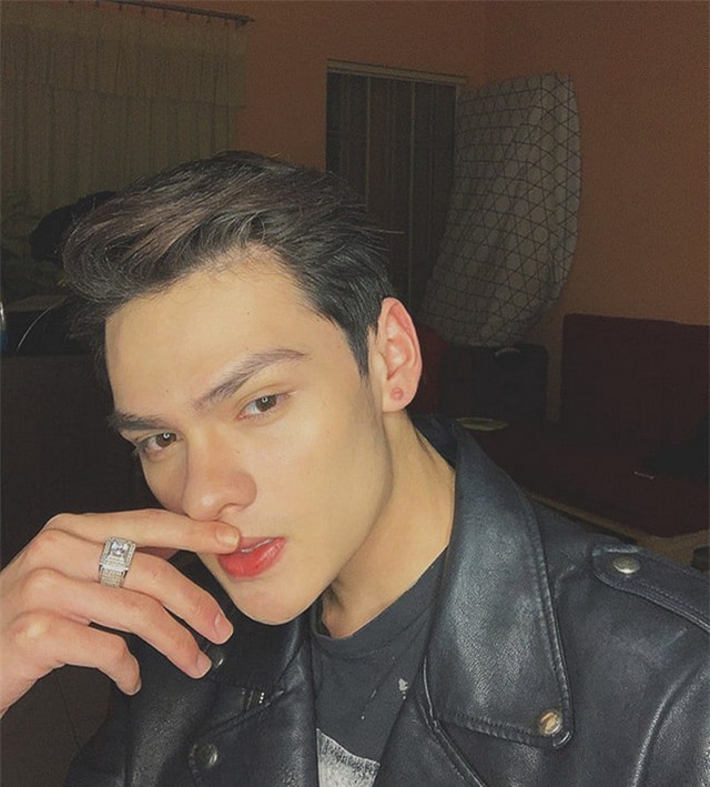 Hot-boy-lai-Viet--Scotland-cao-1m85-so-huu-co-bung-6-mui_3