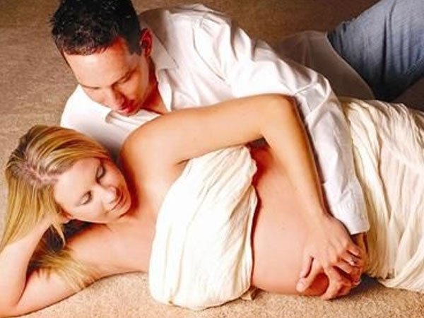 Trường hợp nào không nên 'yêu' khi mang thai?
