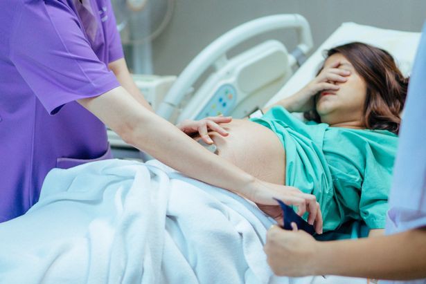 Chị em thực hiện quan hệ tình dục đường miệng có thể nhận được lợi ích mà ai cũng muốn này