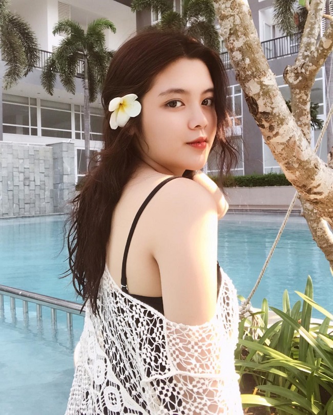 1579231923-771-ho--ng-anh-1578880371-width650height811