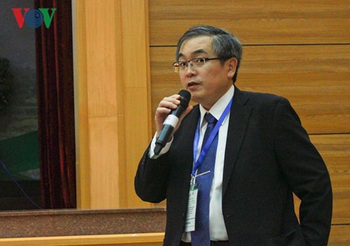 PGS.TS Ryoji Miyahara, khoa Tiêu hóa Gan mật, ĐH Y khoa Nagoya Nhật Bản tại Hội nghị Tiêu hóa và Gan mật quốc tế tổ chức tại bệnh viện Đại học Y Hà Nội.