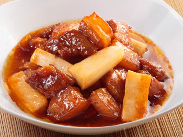 Ăn nhiều củ cải trắng có thể làm rối loạn tiêu hóa, gây đau bụng nên không được lạm dụng.