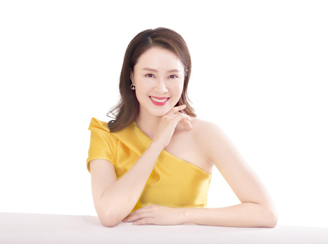 Hồng Diễm chia sẻ bí quyết trẻ đẹp dù đã gần U40 trong video mới nhất - Ảnh 1.