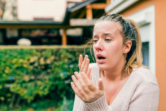 9 thói quen ai cũng làm hàng ngày lại có thể là nguyên nhân gây ung thư hay viêm não - Ảnh 3.