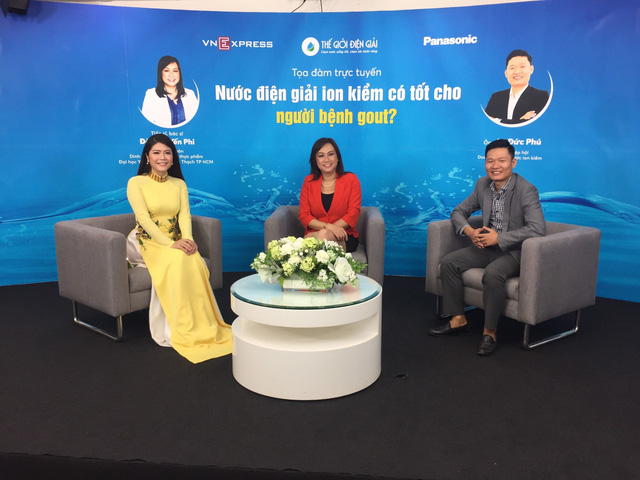 Sử dụng nước điện giải ion kiềm giúp cải thiện bệnh gout theo lời khuyên bác sĩ - Ảnh 1.