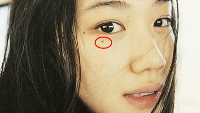 Mặc kệ ai chê, phụ nữ có những bộ phận này càng xấu lại càng chứng tỏ cơ thể sẽ trẻ lâu, sống thọ hơn hẳn người khác - Ảnh 2.